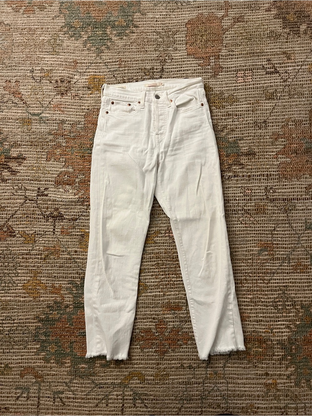 Levi's Wedgie White Straight-Leg Jeans